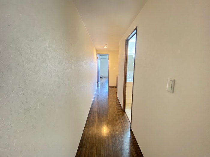 廊下 ウィズナスコート南塚口