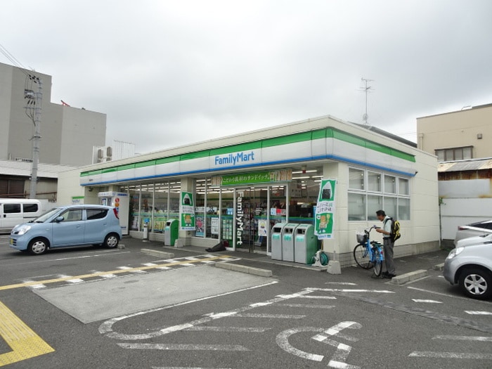 ファミリーマート錦綾町店(コンビニ)まで600m ARCA堺東