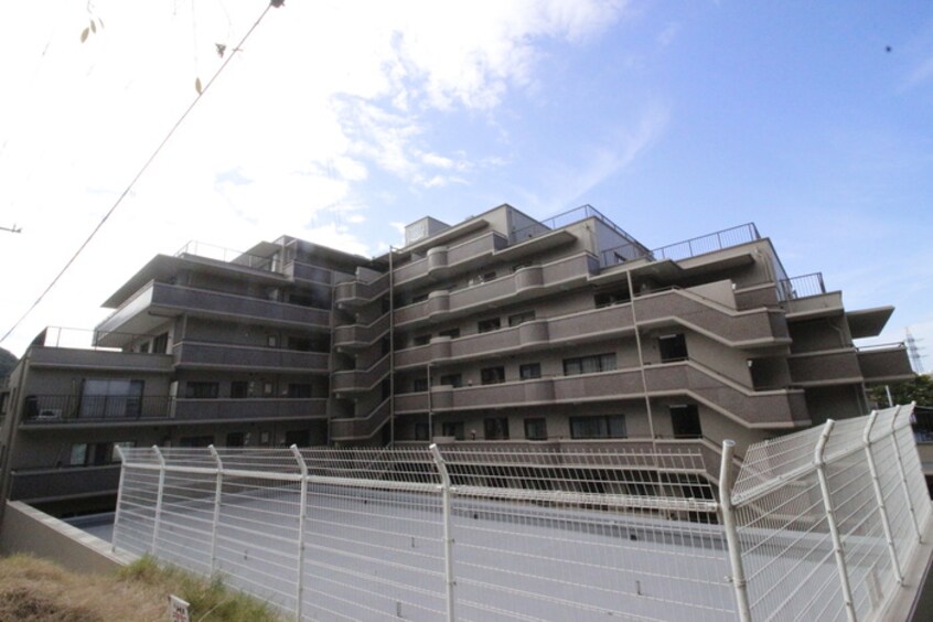 駐車場 ライオンズマンション須磨妙法寺