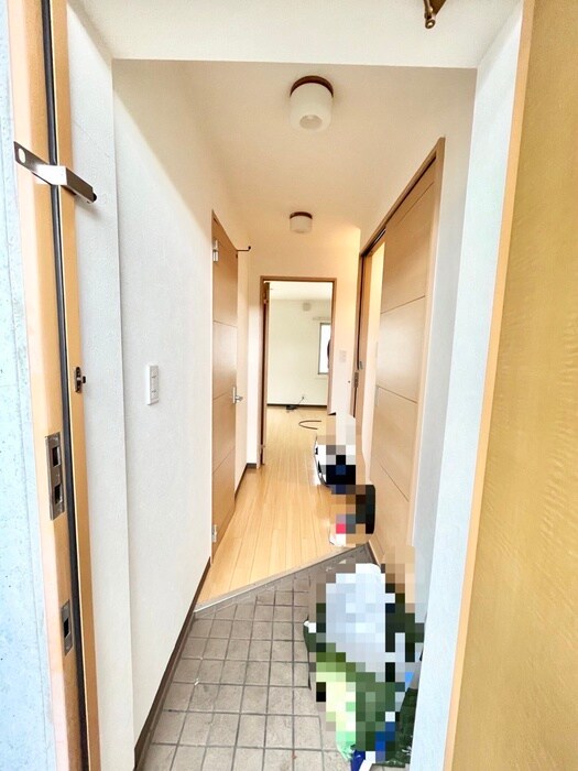 廊下 リアライズ鶴見諸口