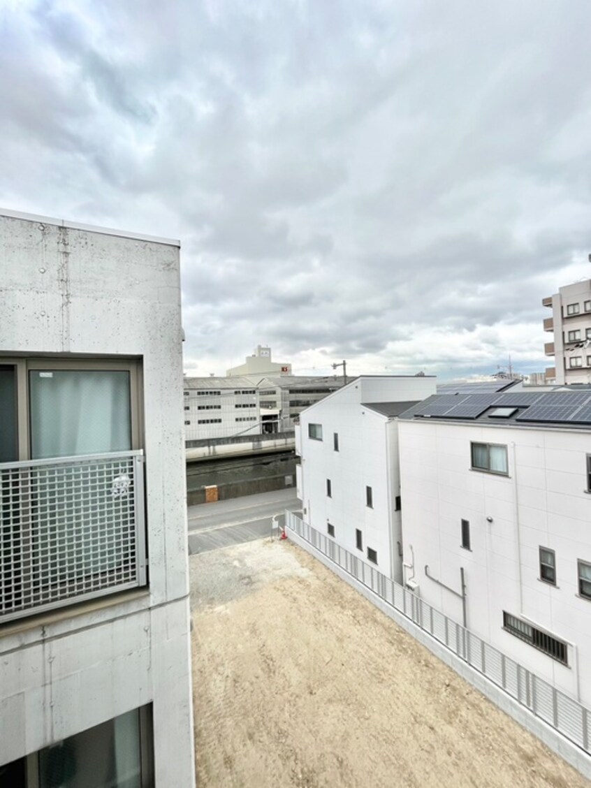 室内からの展望 リアライズ鶴見諸口