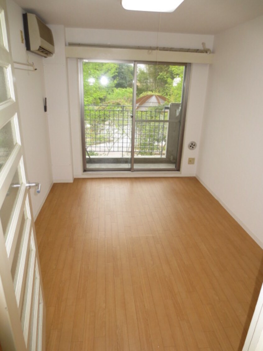 居室 ガーデンヒルズ