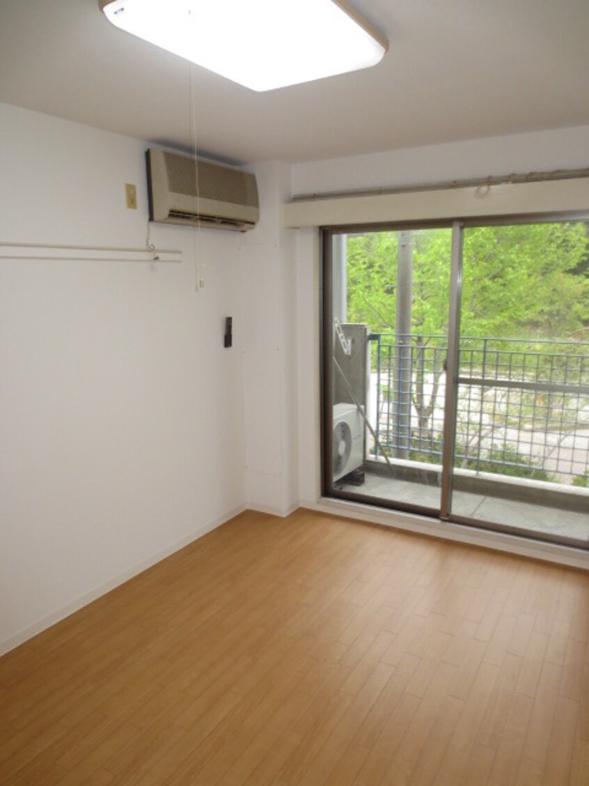 居室 ガーデンヒルズ