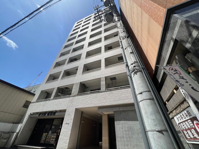 外観写真 Grarge　Sannomiya