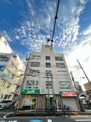 栄光ビルＢの外観