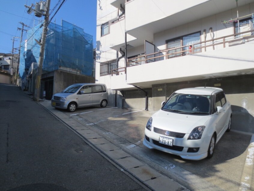 駐車場 メープルハイツ