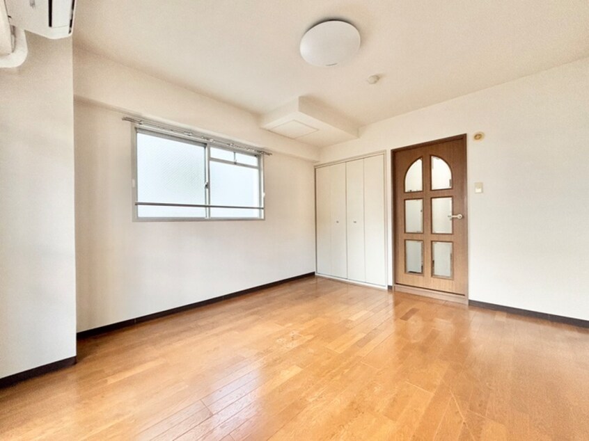 居室 ラーク浜田ビル