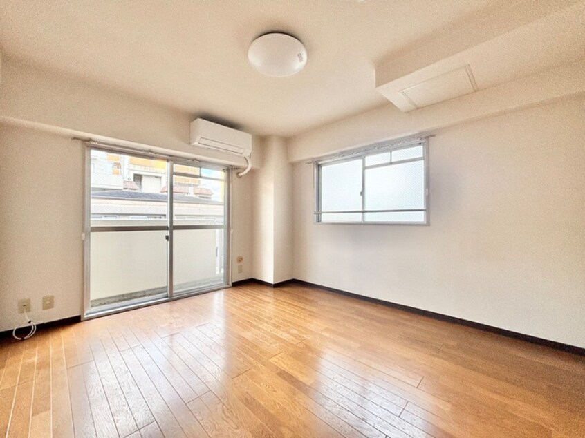 居室 ラーク浜田ビル