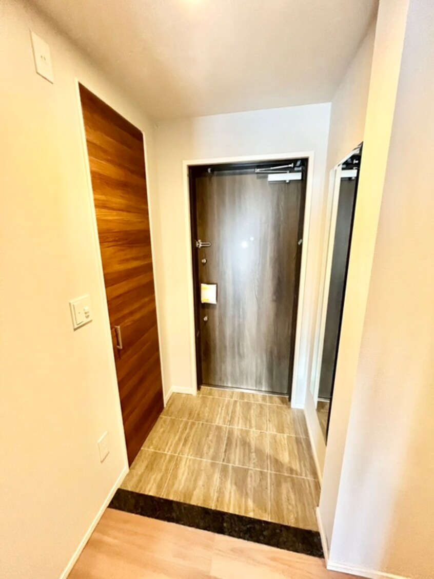 玄関 Refisia箕面船場