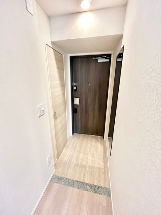 玄関 Refisia箕面船場