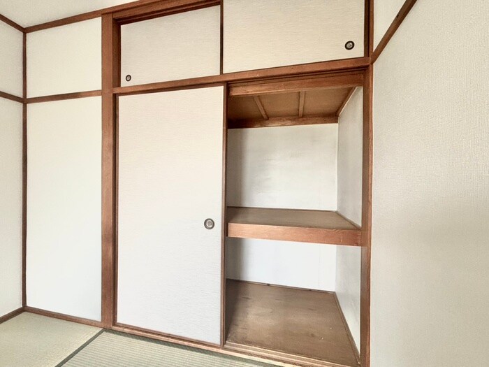 収納 エイトビル弁天町