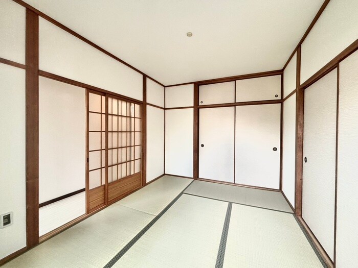 居室 エイトビル弁天町