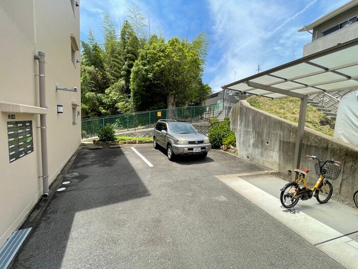 駐車場 Ｎａｓｉｃ宝塚Ｈｉｌｌｓ