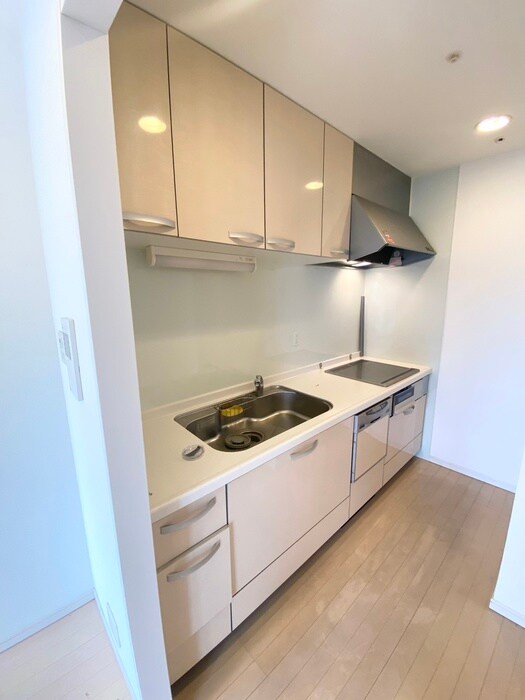 キッチン ＢＲＡＶＩ南堀江