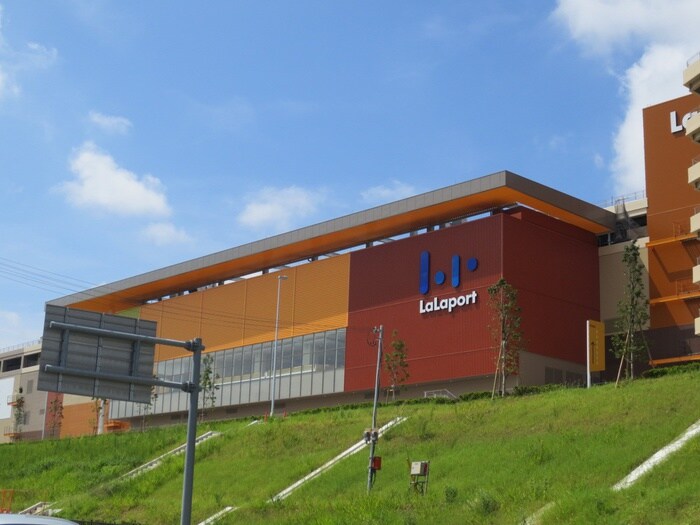 ららぽーと和泉(ショッピングセンター/アウトレットモール)まで5000m シャーメゾン光明池D棟