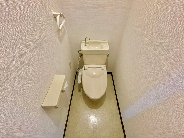 トイレ 八坂一番館