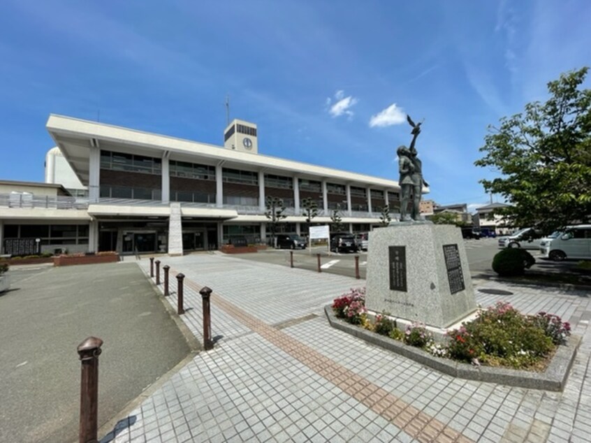 寝屋川市役所(役所)まで750m 八坂一番館