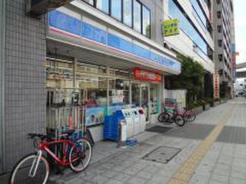 コンビニ(コンビニ)まで320m ＺｅｕｓＦａｉｒｙＷｉｎｇ