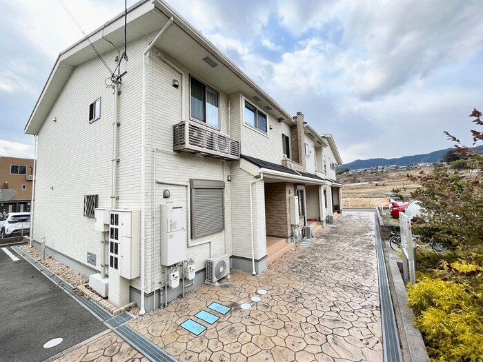 外観写真 ブランデュール仰木の里Ⅱ