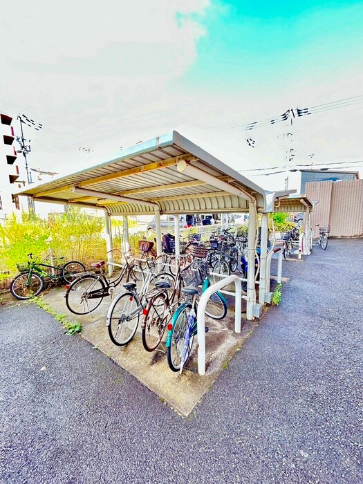 駐輪場 アーバン西取石