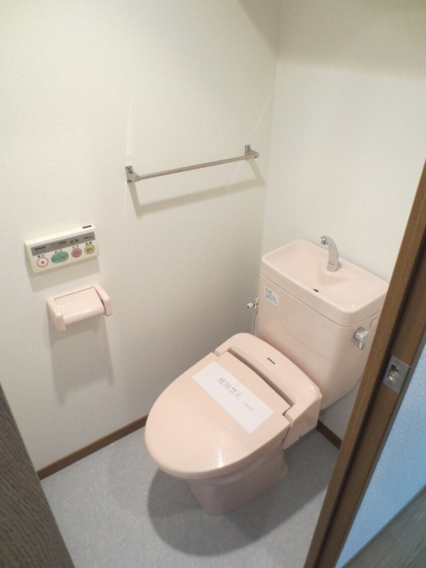トイレ ノルデンタワー新大阪