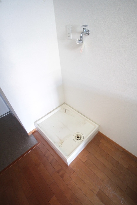 洗濯機置場 ルノン淡路