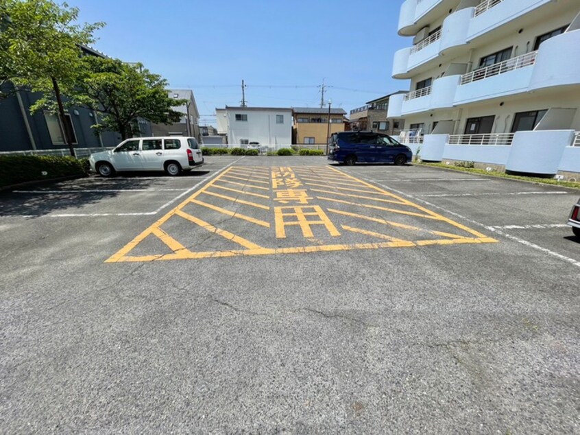 駐車場 ヴィラ  ５１