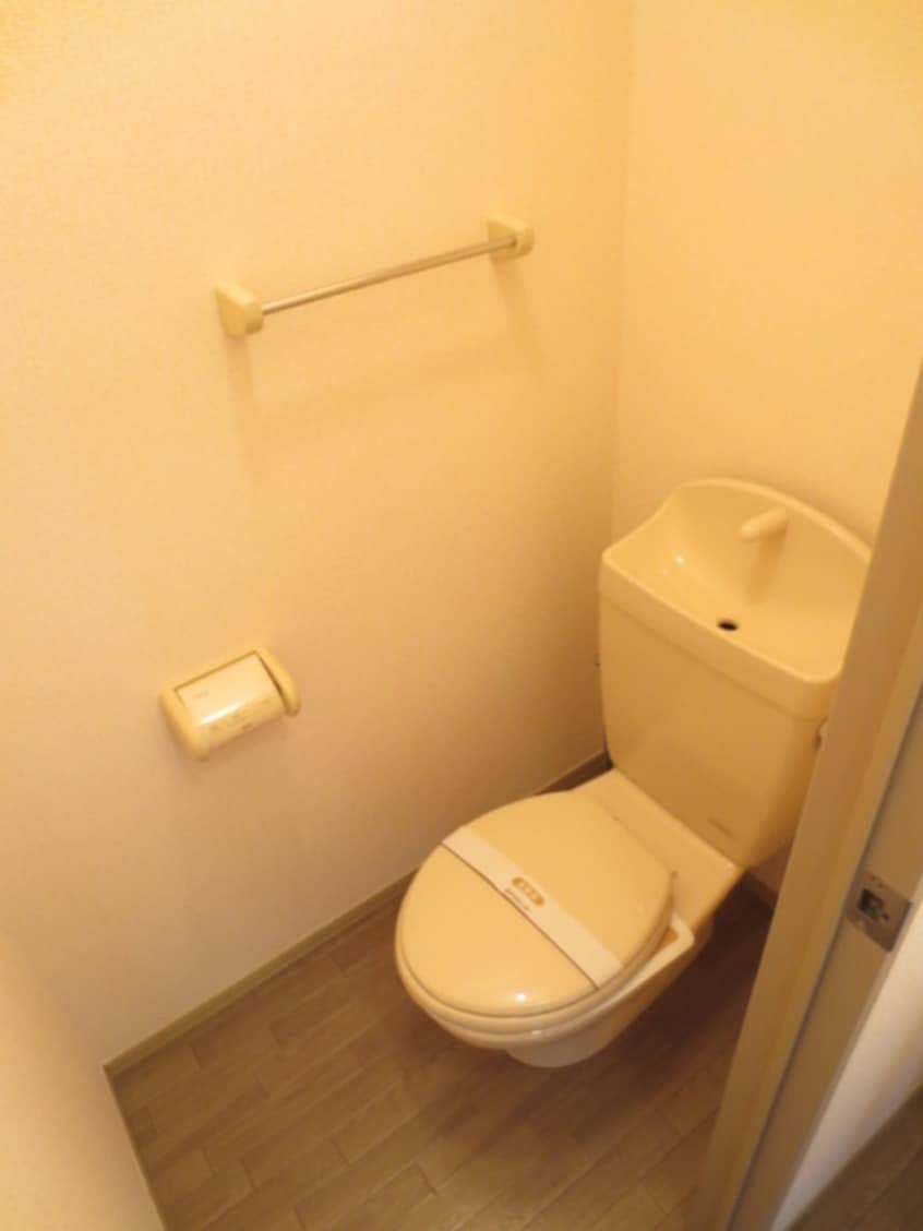 トイレ ニ－ドルス