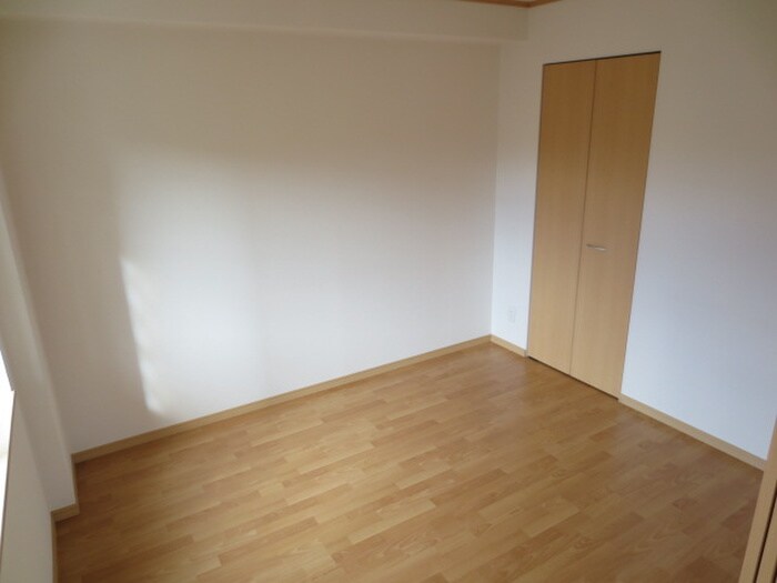 居室 フォンタ－ナ江井島