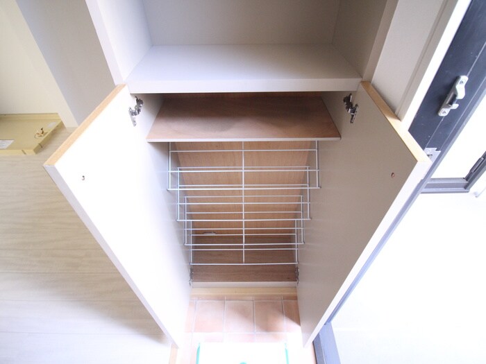 靴箱 ハイムワカマツ