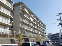 ｻﾝﾊｲﾂ高槻2号館（114）