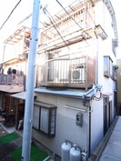 オックスハウス御屋敷の外観
