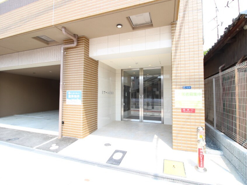 エントランス部分 リアーレ北田辺