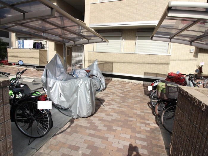 駐輪場 サンハイツ岡Ⅴ