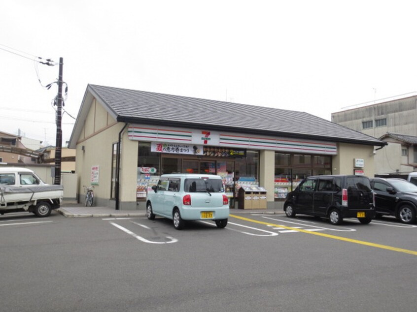 セブンイレブン(コンビニ)まで350m ア－クリ－ド二条城北