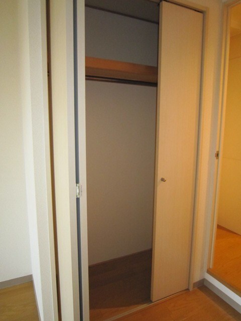 収納 プルミエ－ルメゾン江坂