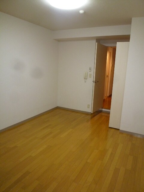 居室 プルミエ－ルメゾン江坂