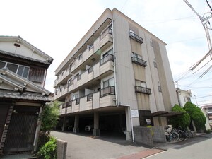 寿マンション