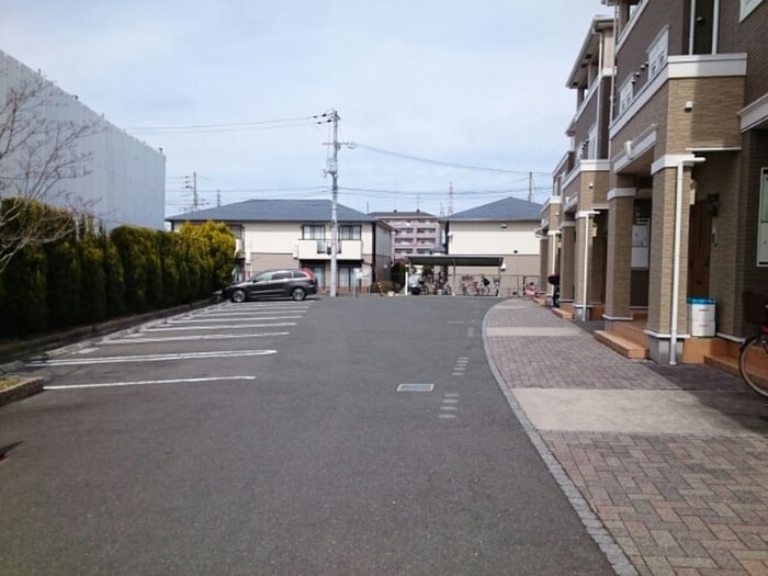 駐車場 メゾン河北