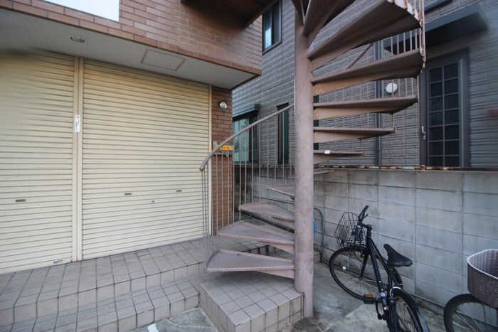 エントランス部分 松川ハイツ