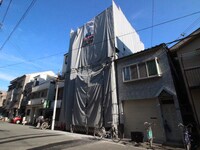 コン　テ　ルッソ