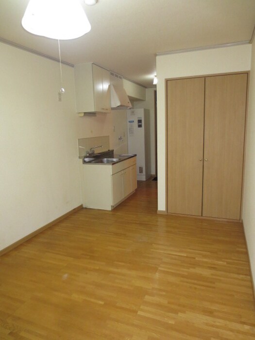 居室 エステ－トピア八宝