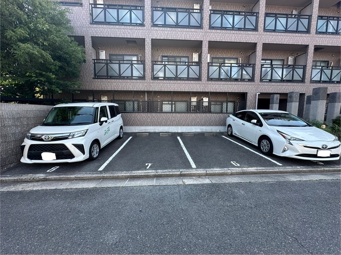 駐車場 サングリア