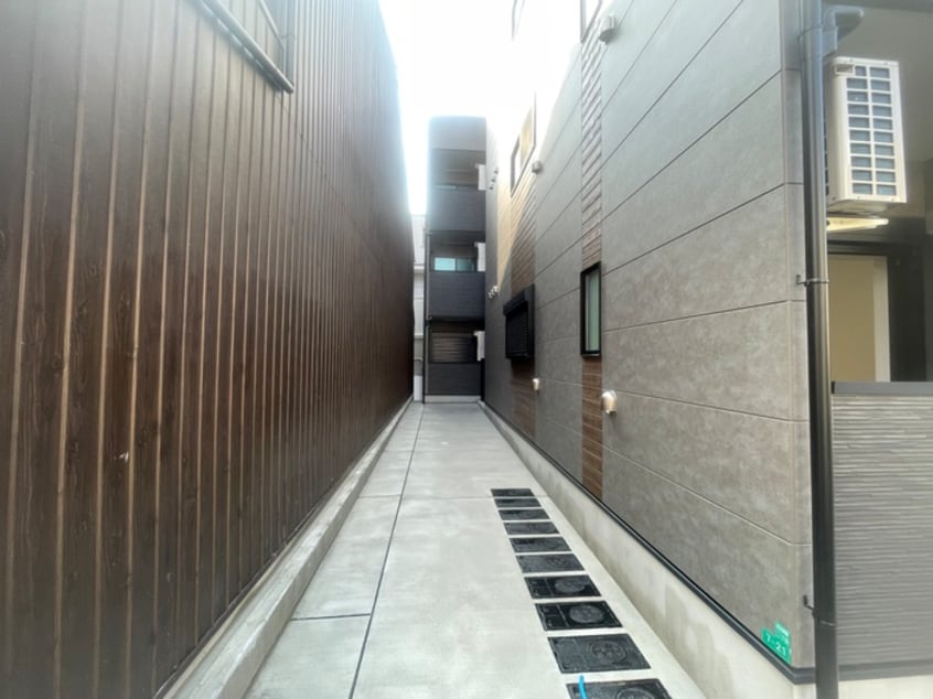 エントランス部分 レーベンハイム西加賀谷