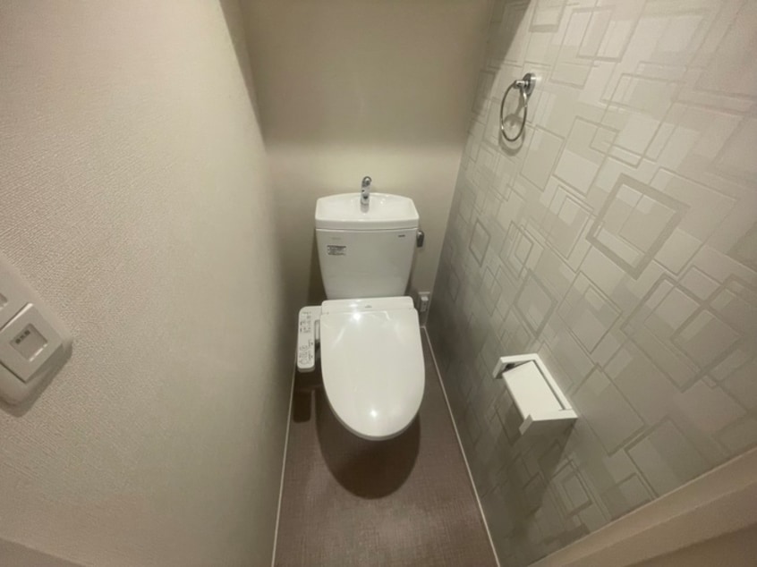 トイレ レーベンハイム西加賀谷