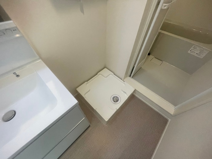 洗濯機置場 レーベンハイム西加賀谷