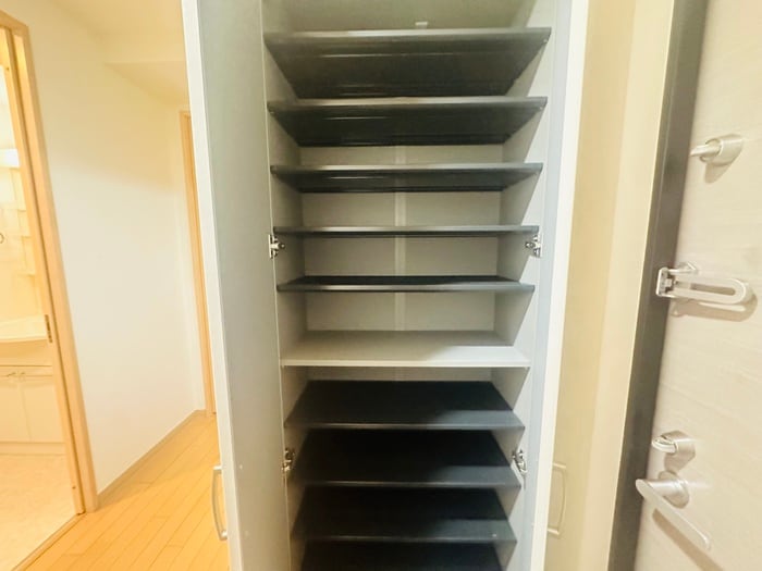 靴箱 瑠璃甲東園