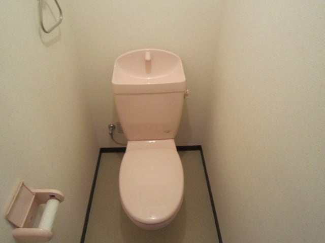 トイレ サンボナール・コート