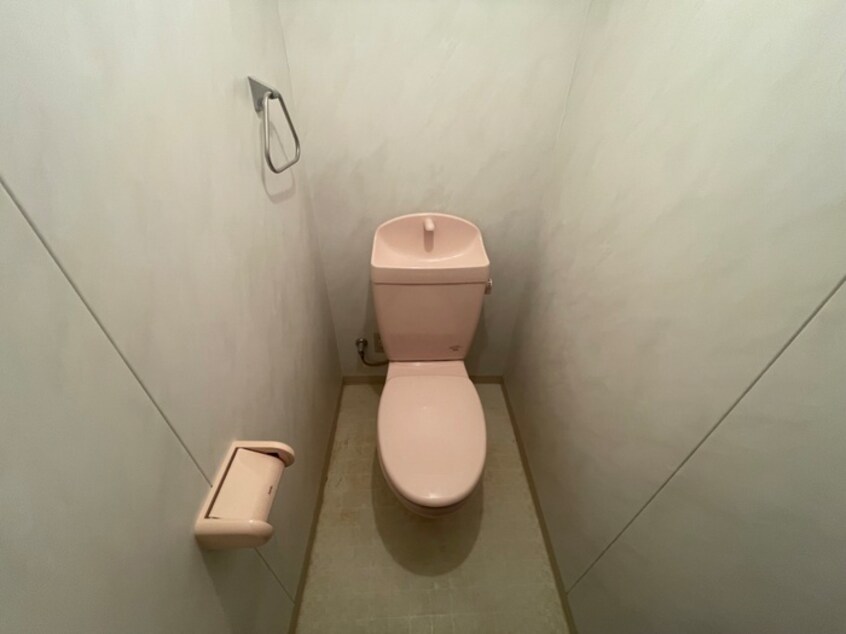 トイレ サンボナール・コート