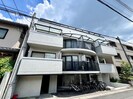 プレシャスコートの外観
